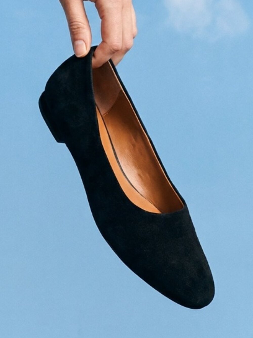 H by Halston Linda Black Suede Flats in US 7.5 Minimalist Chic Business Casual